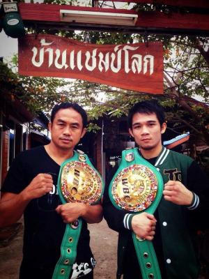 ร้านแชมป์โลก